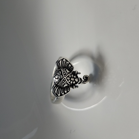 Silvertone Elephant Ring - Picture 2 of 4